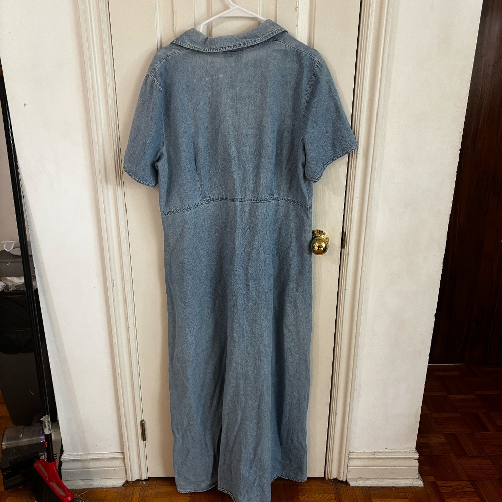 Light Wash Denim Maxi Dress with Collared V-Neck - Picture 7 of 7